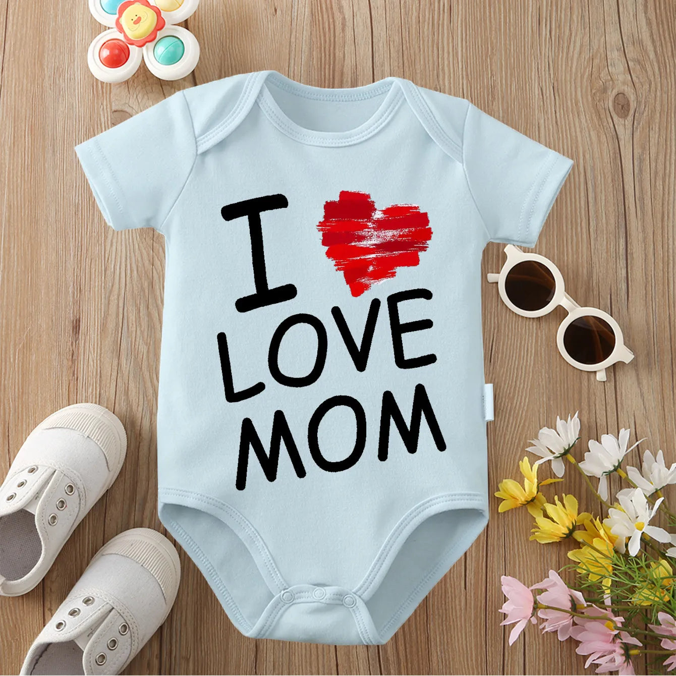 I Love Mom Exquisite Print 100% Cotton Cloths Comfortable Soft Onesie Bodysuit for Baby Jumpsuit for 0 To 12 Months Newborn