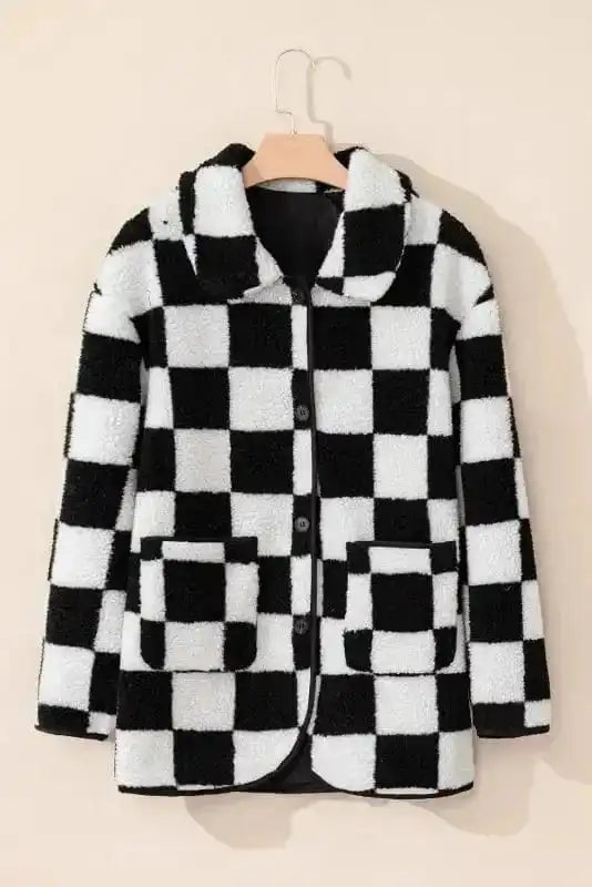 CheckMate Fleece – Women's Black Checkered Jacket