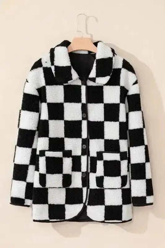 CheckMate Fleece – Women's Black Checkered Jacket